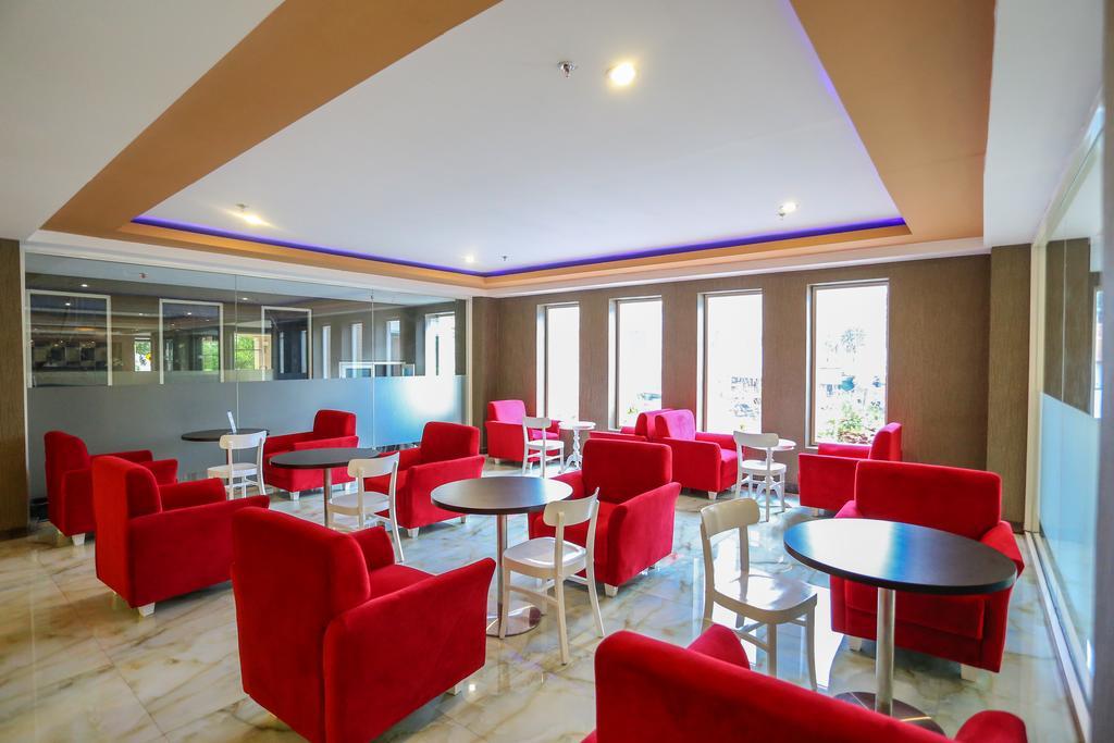 Sylvia Hotel Premier Kupang Kupang  Ngoại thất bức ảnh