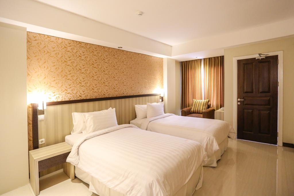 Sylvia Hotel Premier Kupang Kupang  Ngoại thất bức ảnh