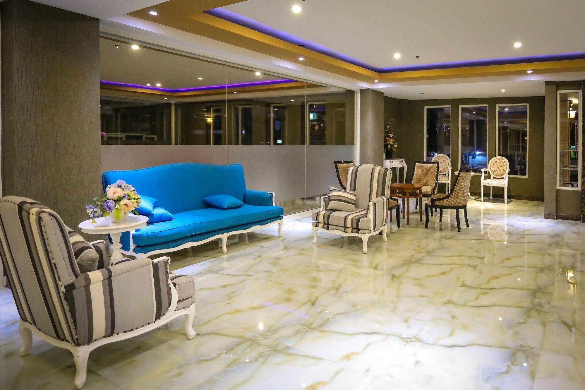 Sylvia Hotel Premier Kupang Kupang  Ngoại thất bức ảnh