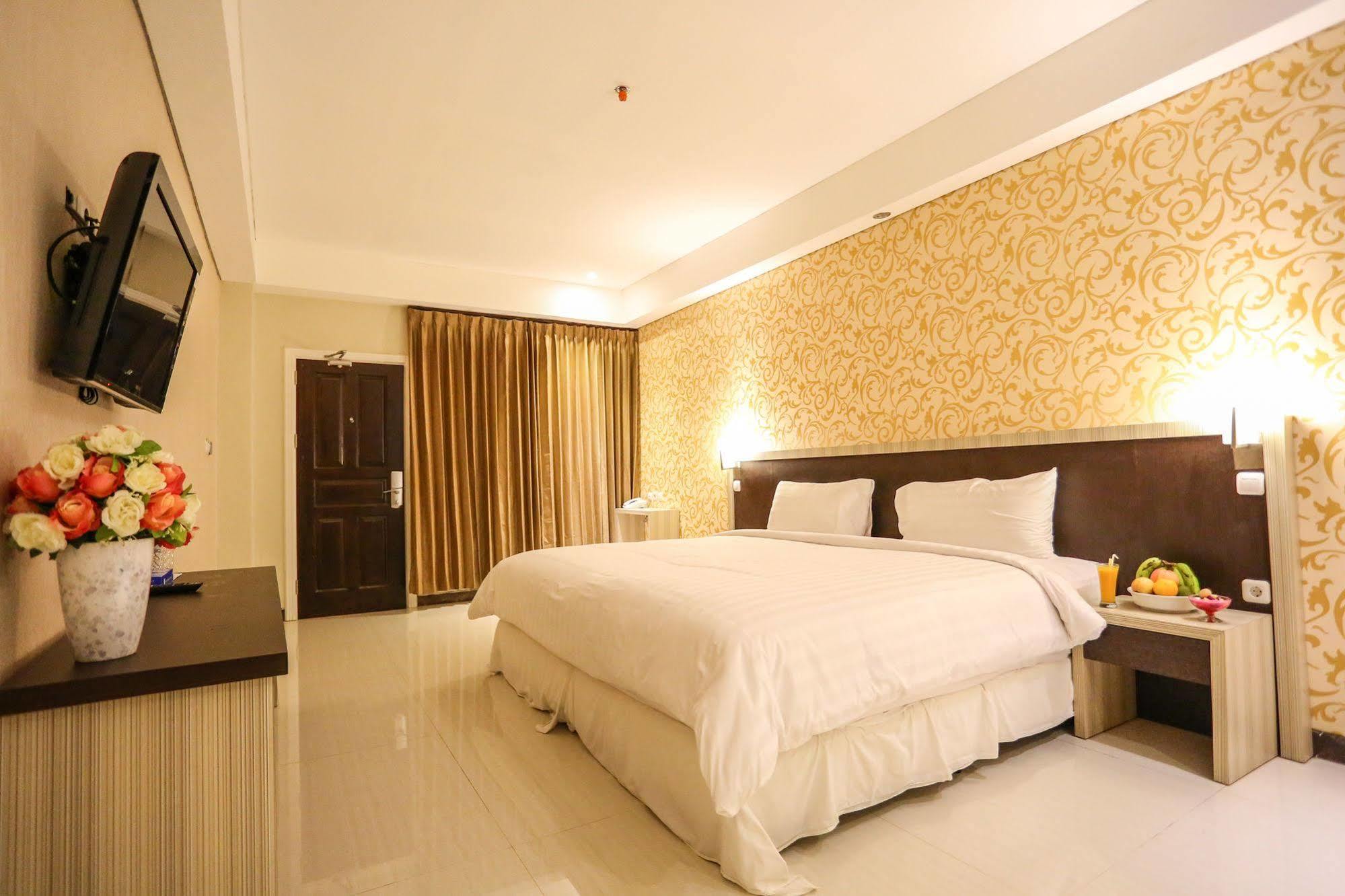 Sylvia Hotel Premier Kupang Kupang  Ngoại thất bức ảnh