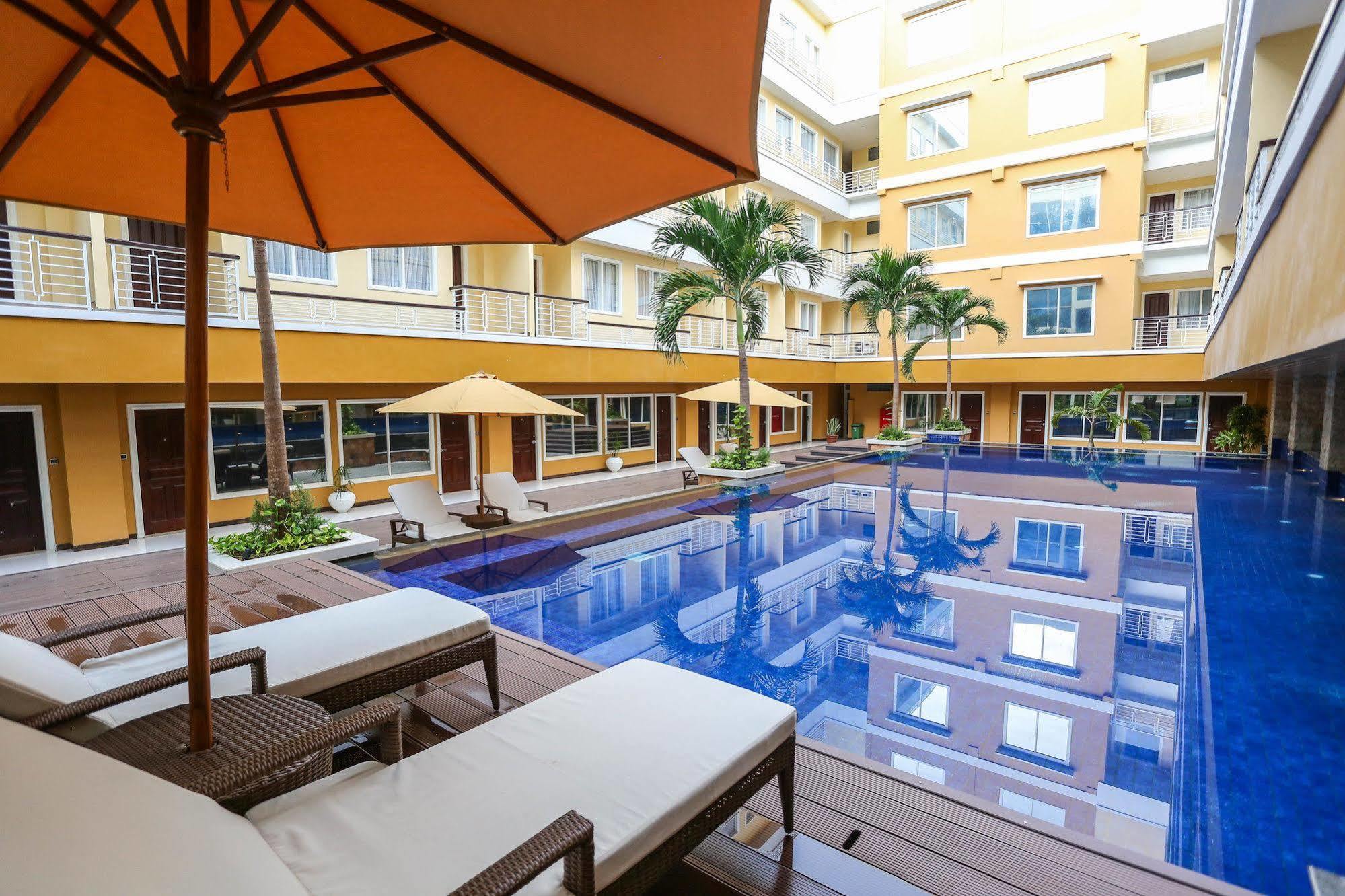 Sylvia Hotel Premier Kupang Kupang  Ngoại thất bức ảnh