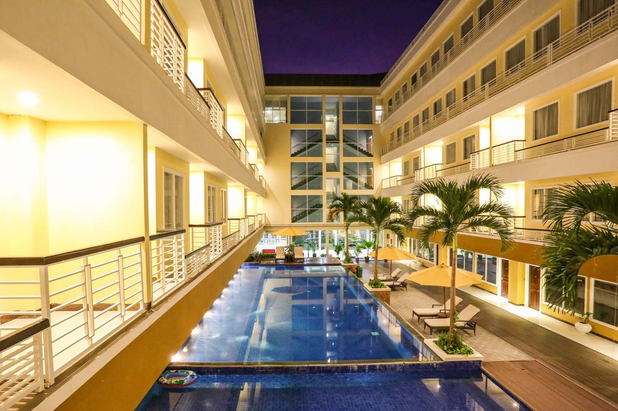 Sylvia Hotel Premier Kupang Kupang  Ngoại thất bức ảnh